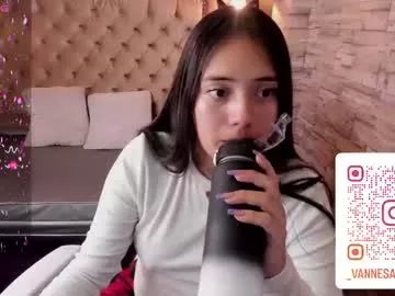 ava_broown from Chaturbate