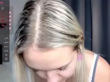 beverly_hillls from Chaturbate