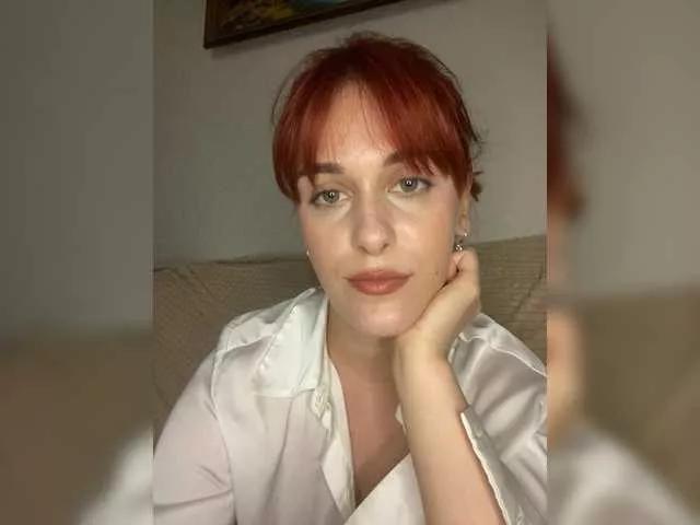 AfinaFrance from BongaCams