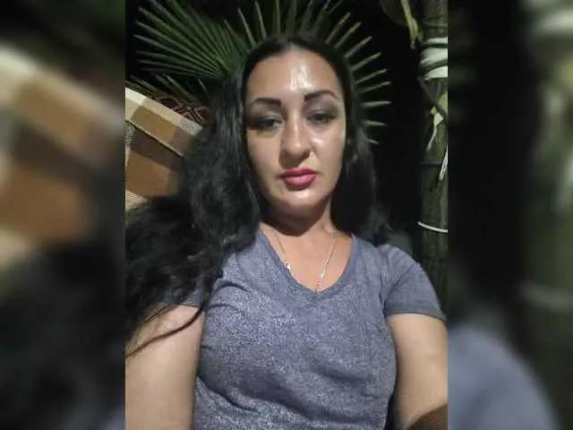 Irises from BongaCams