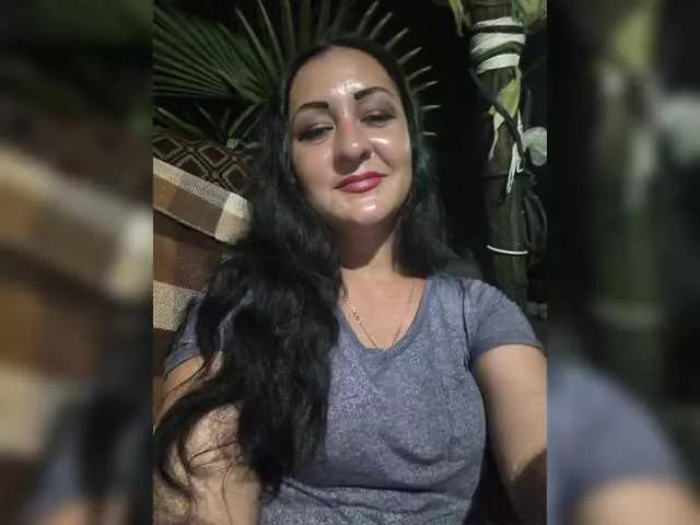 Irises from BongaCams
