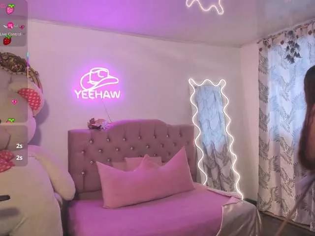 KISSI-TAY from BongaCams
