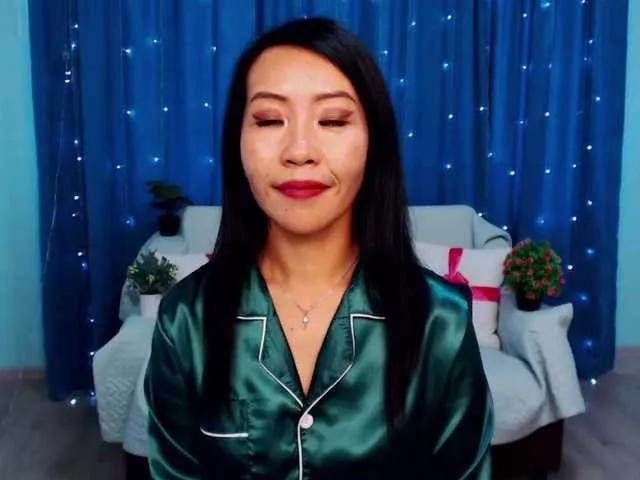 Sarahsexygirl from BongaCams