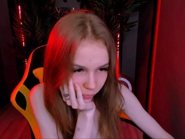 SelenHellsWeet from BongaCams