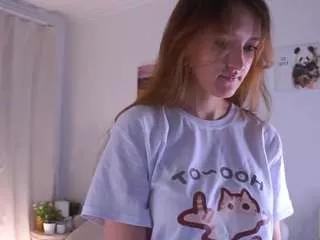 adele-vibe from CamSoda