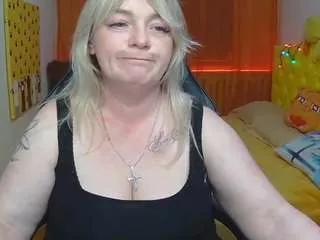 amandaskript from CamSoda