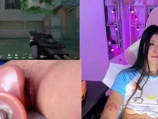 bellyrouse from CamSoda