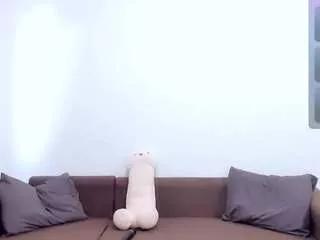 carry-star from CamSoda