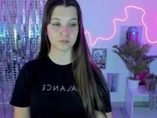elizamild from CamSoda
