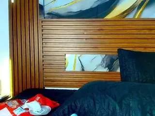 emili-queen2 from CamSoda