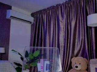 hannabyron from CamSoda