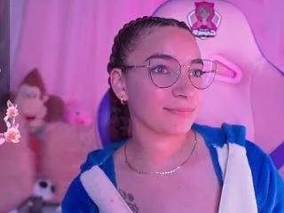 issamonterrey from CamSoda