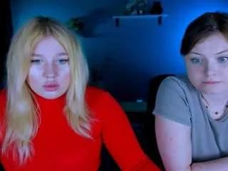juli-kisss from CamSoda