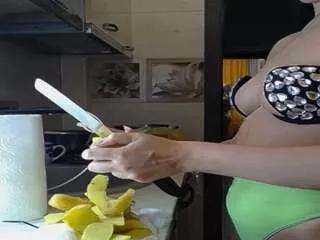 miakalifacreche from CamSoda