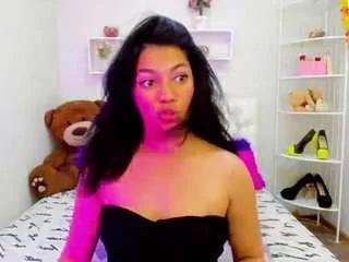 mollyyycute from CamSoda