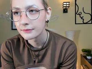 petrafrake from CamSoda