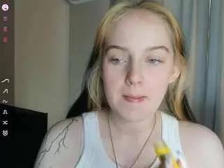 salamipizza from CamSoda