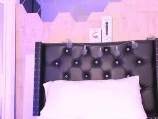 saraa-rider from CamSoda