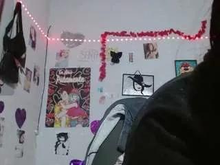 saray-extrovert from CamSoda