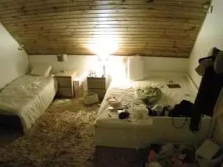 voyeurcam-julmodels-whitebed-2 from CamSoda