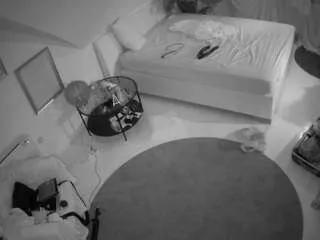 voyeurcam-julmodels-whitebed-4 from CamSoda
