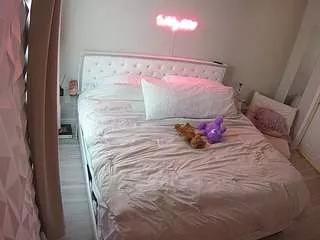 voyeurcam-whitneyoc-01 from CamSoda