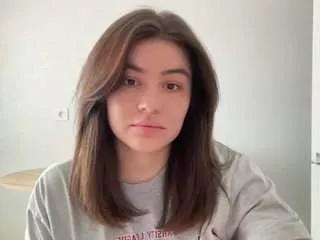 youramy from CamSoda