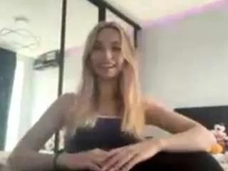 zettamagda from CamSoda