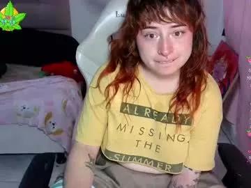 111lucygrim111 from Chaturbate