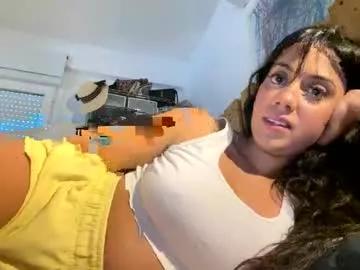 _elena_barra from Chaturbate