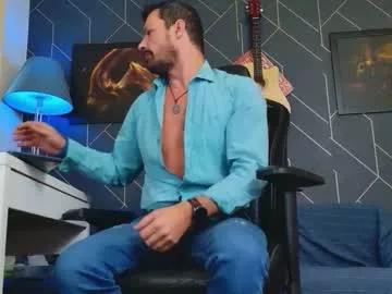 aaronbomer from Chaturbate