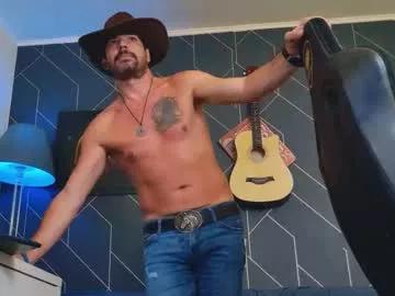 aaronbomer from Chaturbate