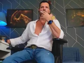 aaronbomer from Chaturbate