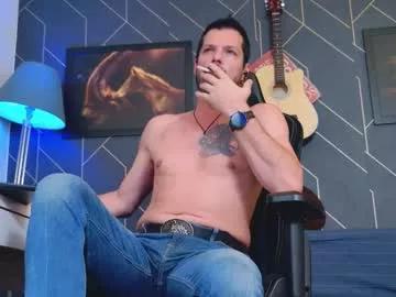 aaronbomer from Chaturbate