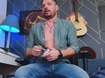 aaronbomer from Chaturbate