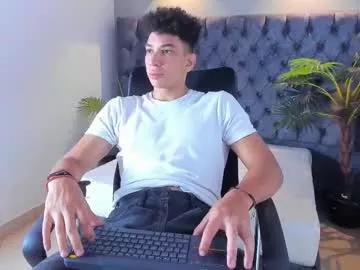 alan_redinger from Chaturbate