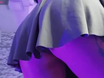 alana_v_ from Chaturbate