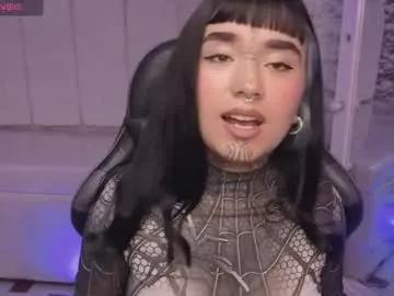 alana_v_ from Chaturbate