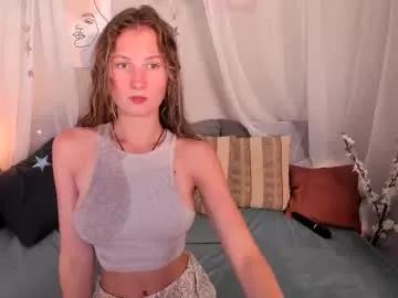 Naked Room alika_shy 