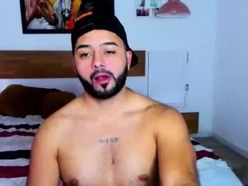 axxel_chris from Chaturbate
