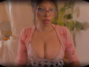 bellablakes18 from Chaturbate