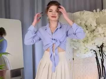 berry_bloom from Chaturbate