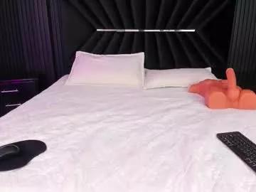 bigsexxyass from Chaturbate