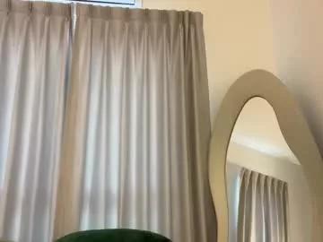 Naked Room blair_fox 