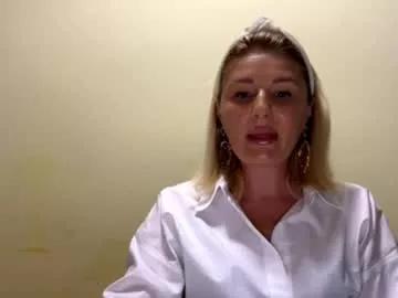 Naked Room blondie_xoxoxo 