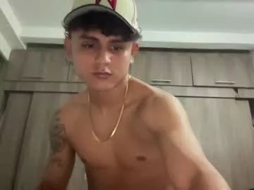bob_pettersonn from Chaturbate is Freechat