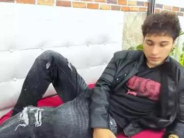 Naked Room buddy_whitte 