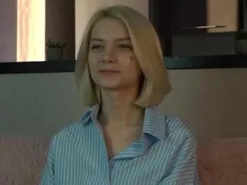 cassie130505 from Chaturbate