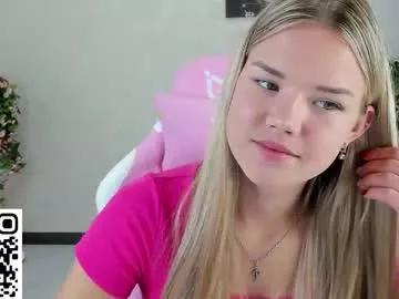 cherry_lexi from Chaturbate