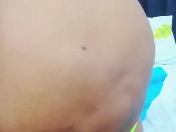 colombia_mommy_ from Chaturbate